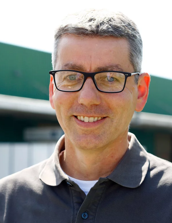 Portrait Oliver Deutner, Betriebsingenieur Anlagen bei den Stadtwerken Kiel.