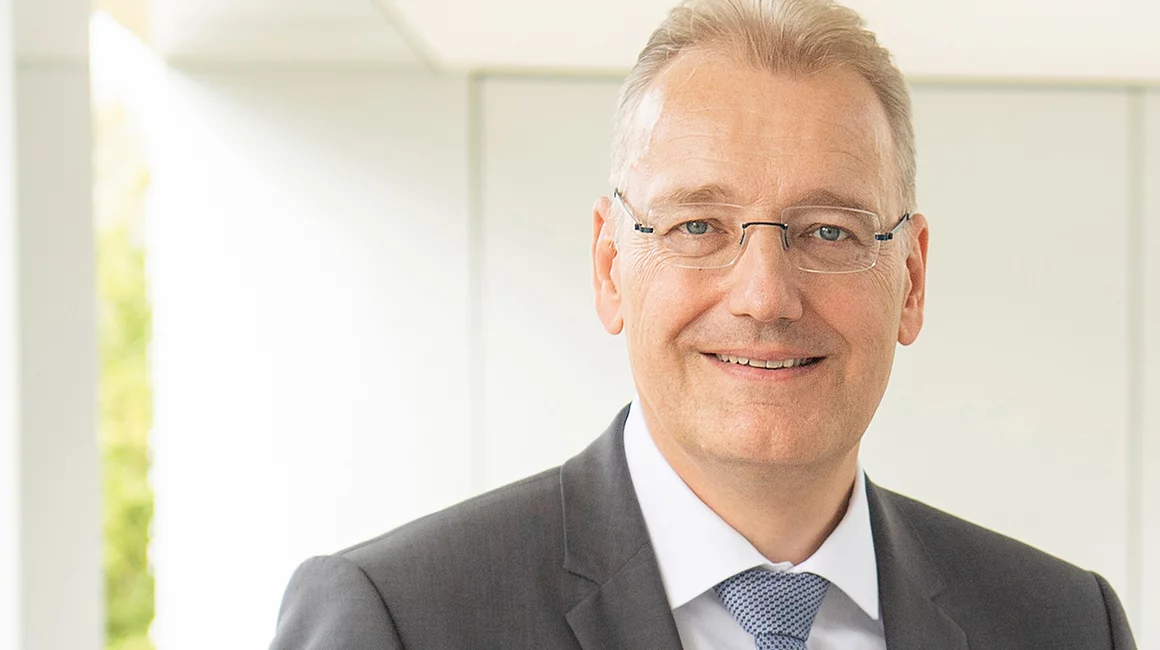 Für Dr. Jörg Teupen beweist die erneute Auszeichnung, dass sein Unternehmen in der Region optimal aufgestellt ist. Für Dr. Jörg Teupen beweist die erneute Auszeichnung, dass sein Unternehmen in der Region optimal aufgestellt ist.