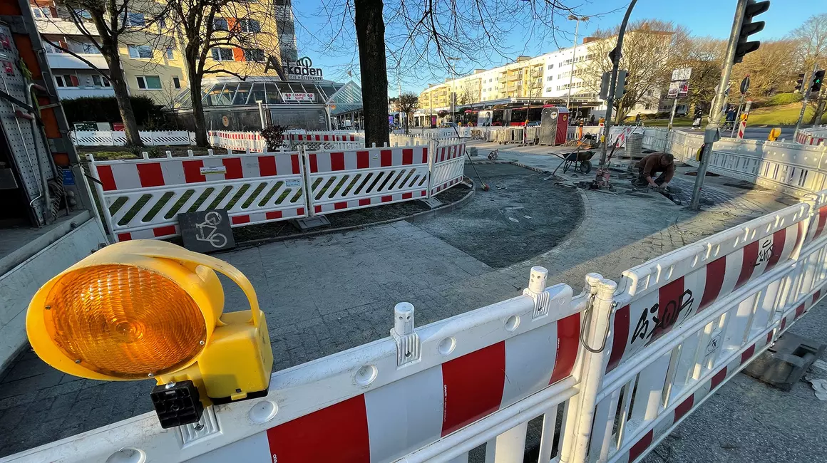 Foto zeigt eine Baustelle an der Holtenauer Straße.